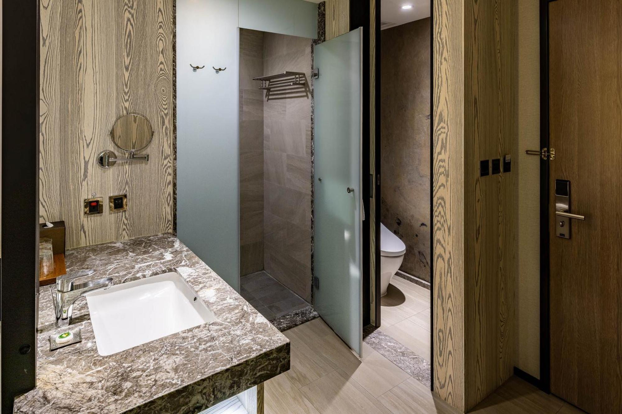 Hsin Hotel 嘉義市 部屋 写真 Bathroom