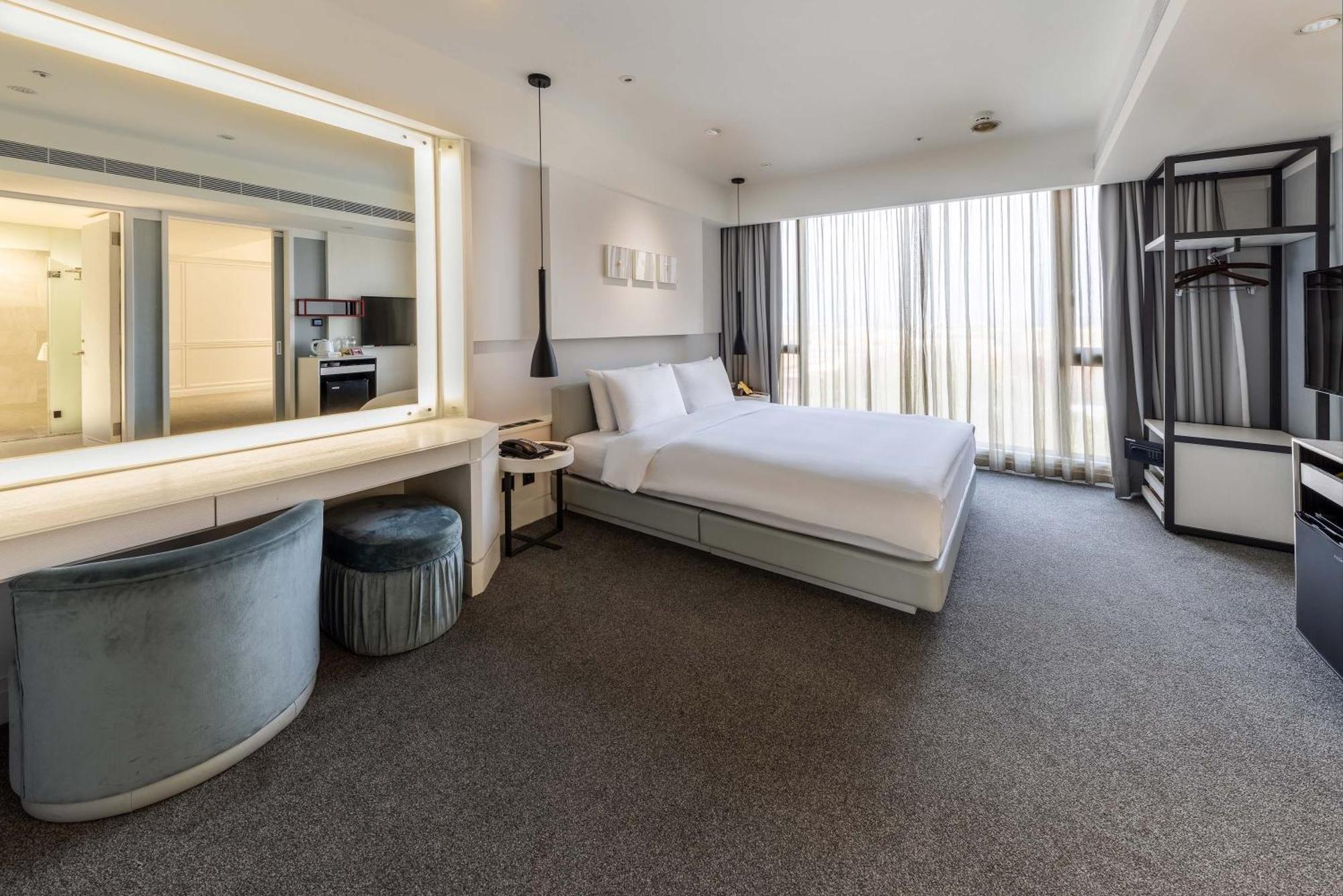 Hsin Hotel 嘉義市 エクステリア 写真 Deluxe Room